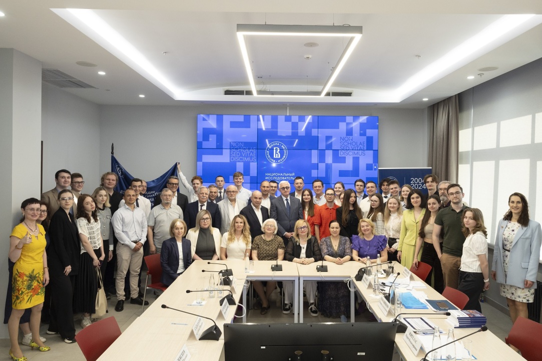 Иллюстрация к новости: «Волнительно, но невероятно вдохновляюще»