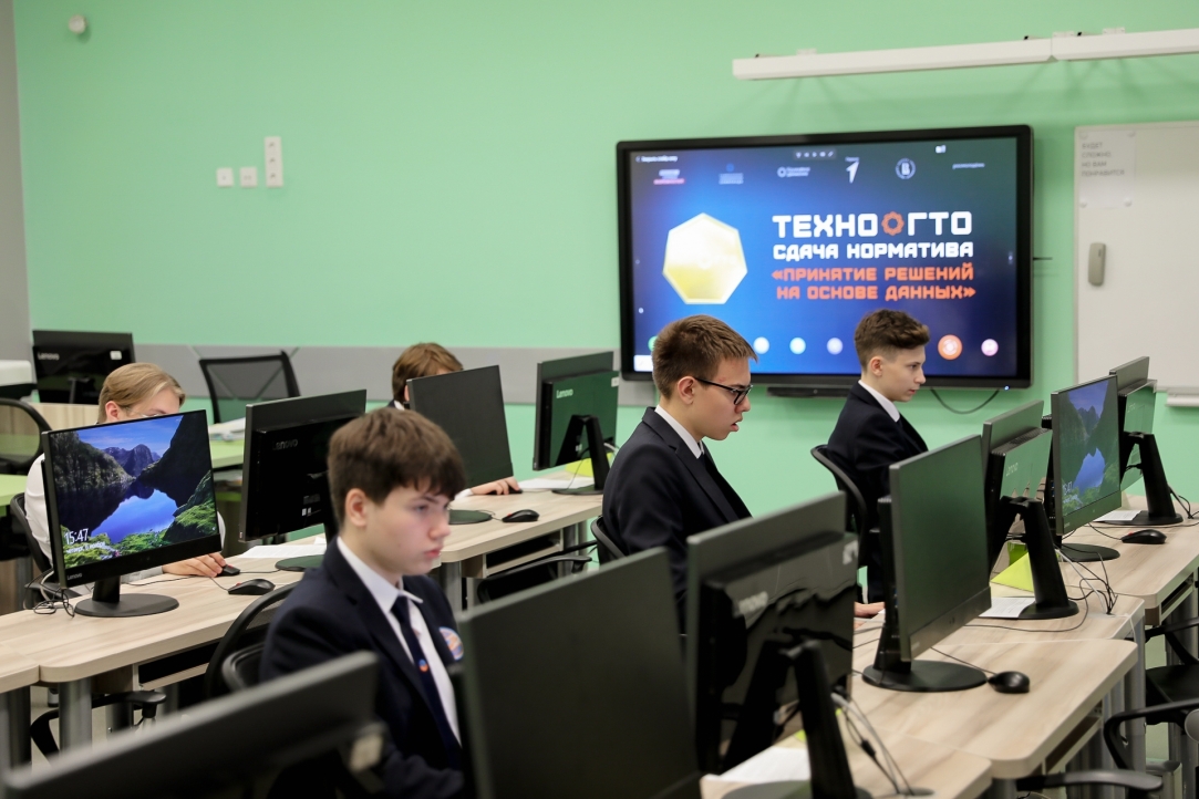 Иллюстрация к новости: Стартовал отбор новых площадок для сдачи очных нормативов ТехноГТО на золотые значки